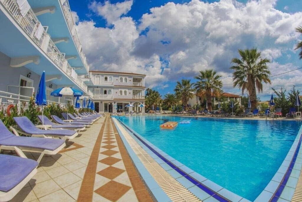 Отель Laganas Holidays Hotel 1*