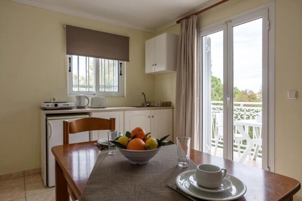 Изображение Laganas Holidays Hotel 1*