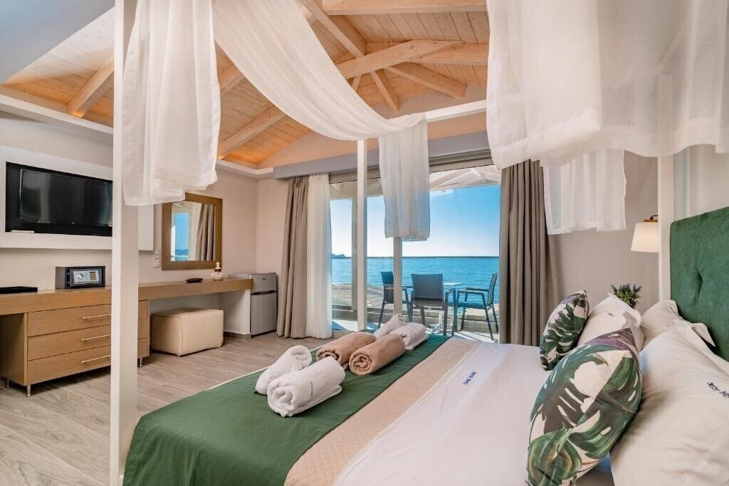 Фото Daniel Hotel (Kalamaki) 3*