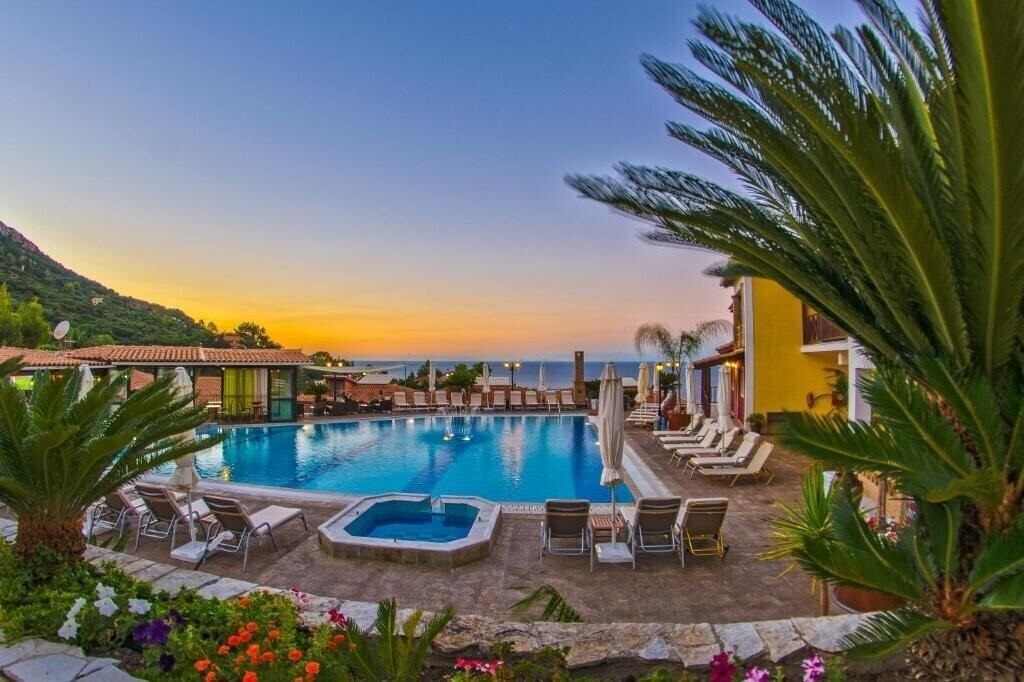 Фото Sea View Village 4*