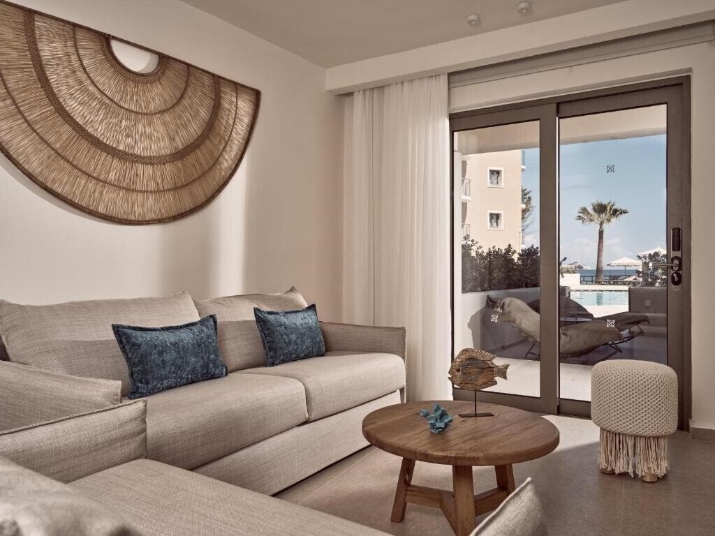 Картинка Windmill Bay Aparthotel 4*