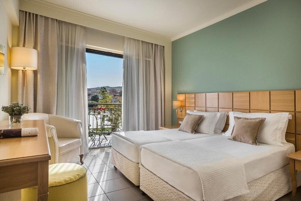Изображение Comer Ionian Palace 5*