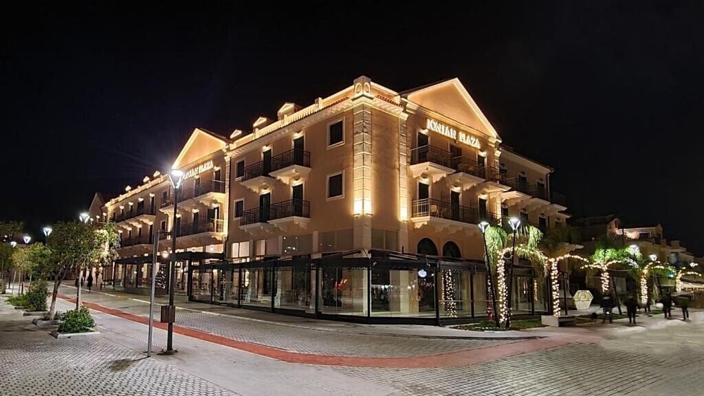 Картинка Comer Ionian Palace 5*