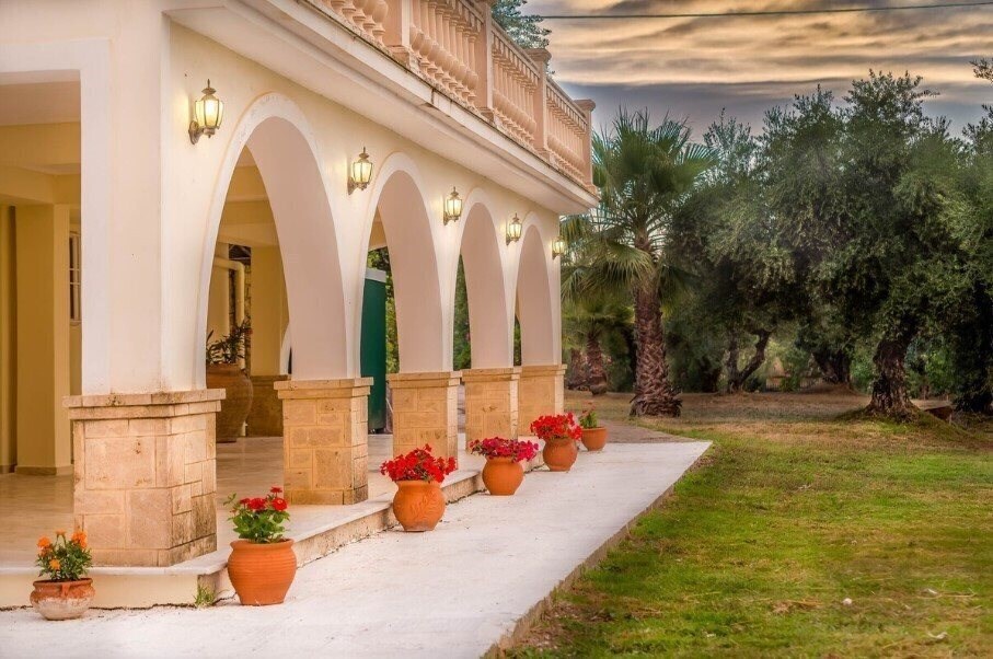 Готель Le Reve Apartment 4*