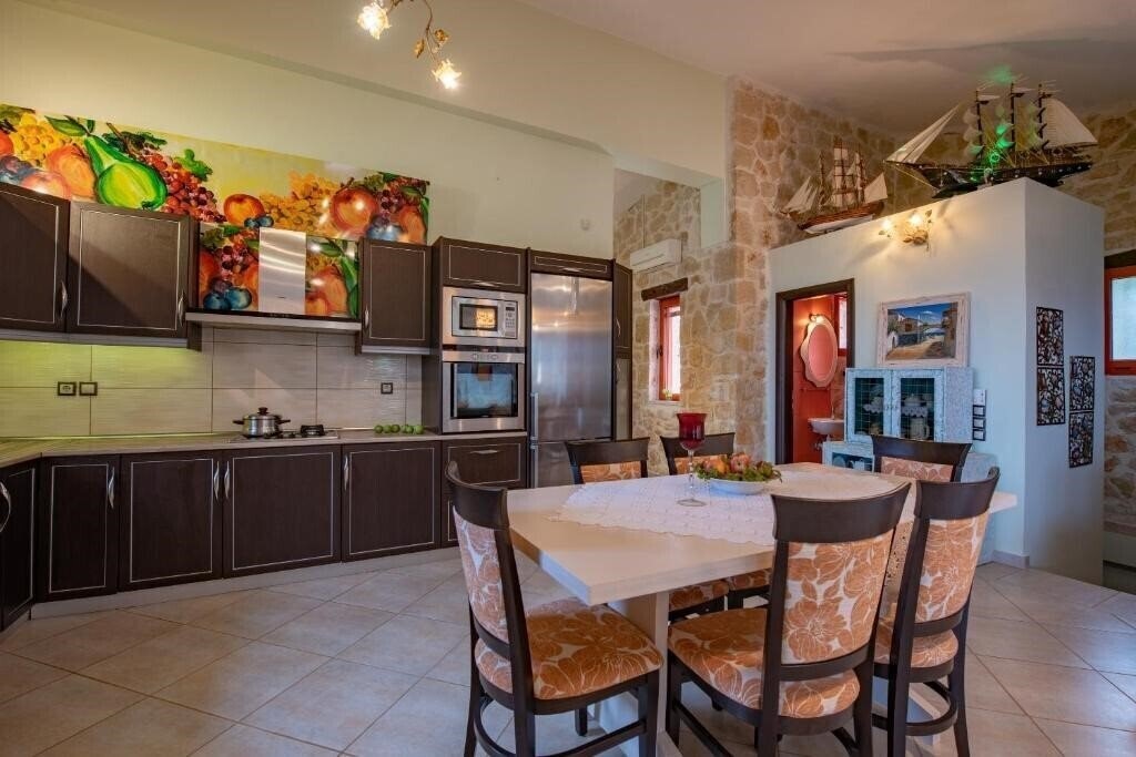 Картинка Nisaki Villa 4*
