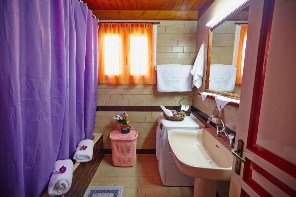 Фотографія Villa Anemelia 4*