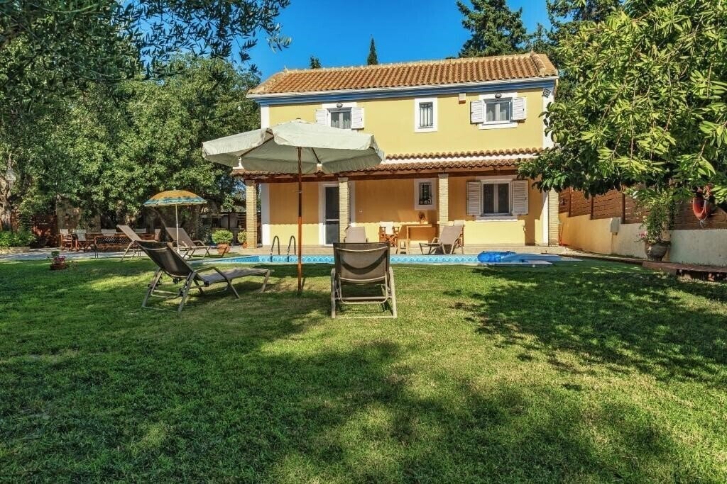 Фото Villa Kardaris 4*