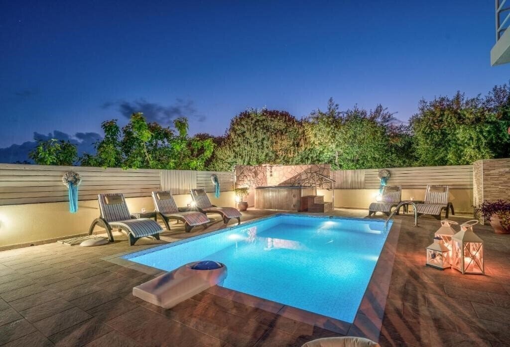 Фото Fiorentinos Villa 4*