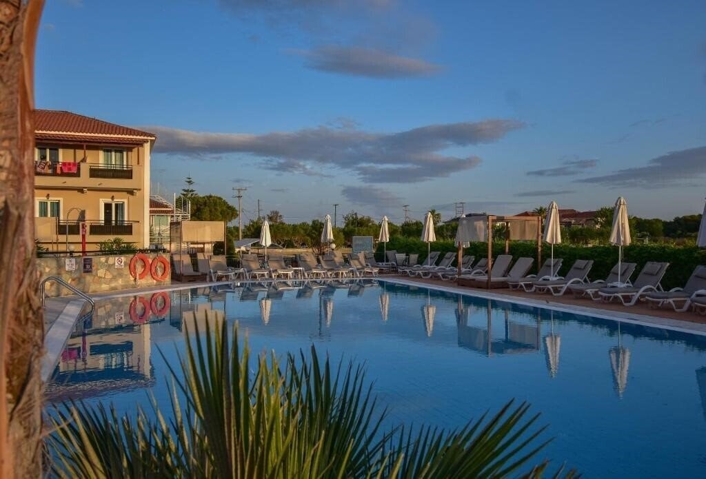 Фотографія Dennys Inn 3*