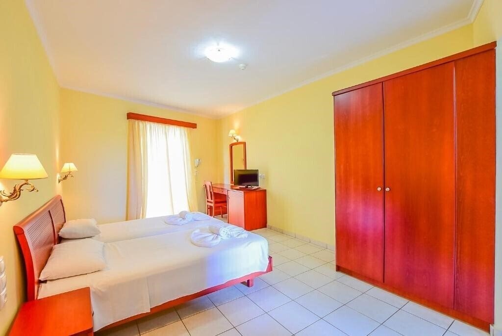 Фото Timos Hotel 2*