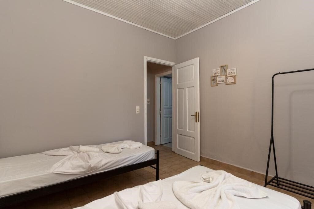Фотография Elpida Hotel 2*