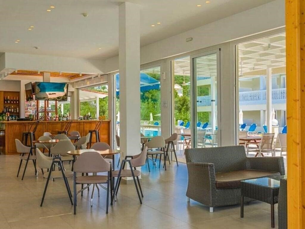 Картинка Manousis Aparthotel 3*