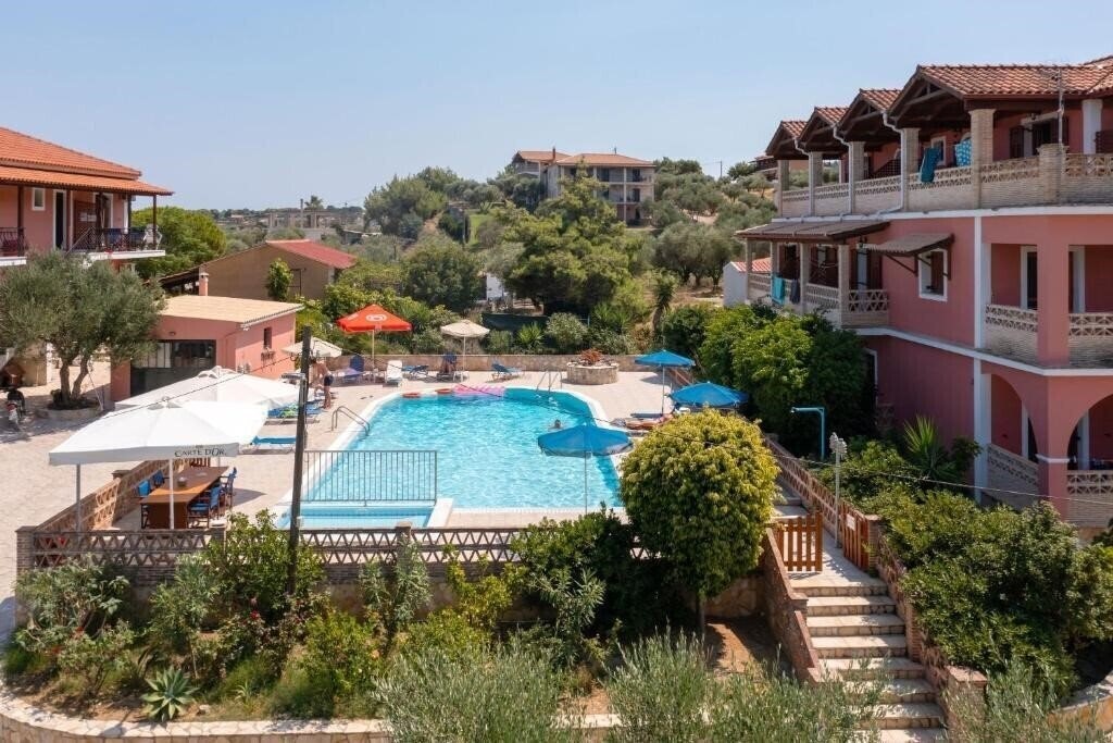 Фото Anemomilos Studios Zakynthos 3*