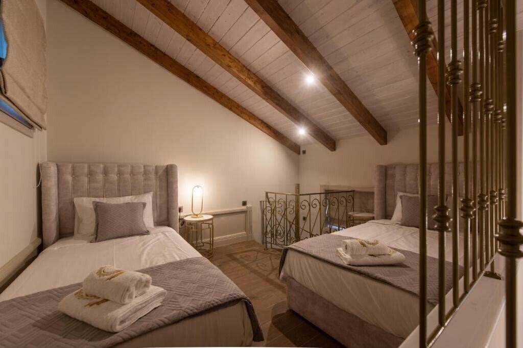 Фото Capolavoro Suites 4*