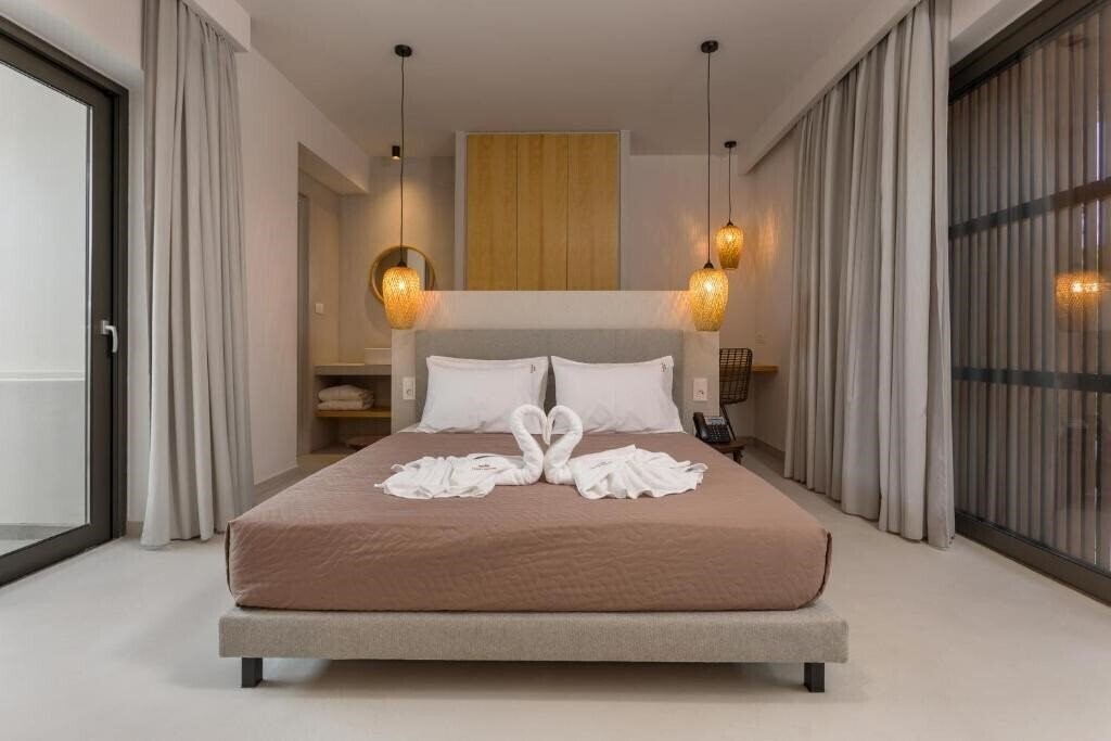 Изображение Serenity Luxury Boutique Hotel Agrilia 4*