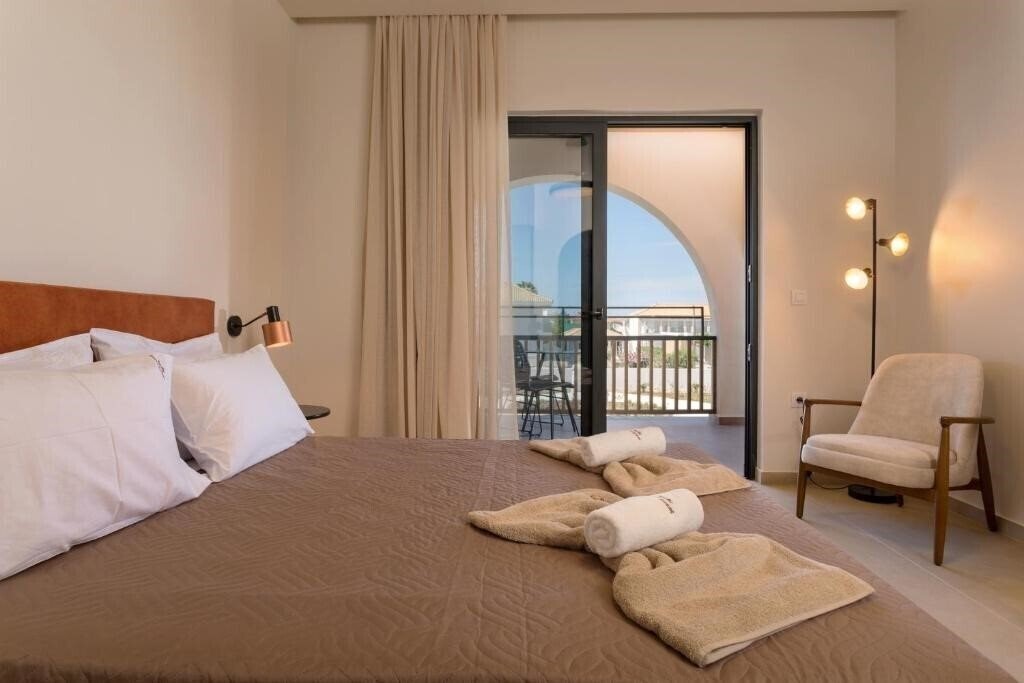 Картинка Serenity Luxury Boutique Hotel Agrilia 4*