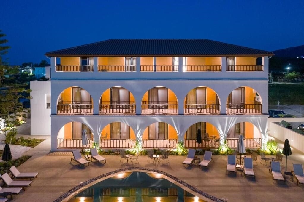 Фото Serenity Luxury Boutique Hotel Agrilia 4*