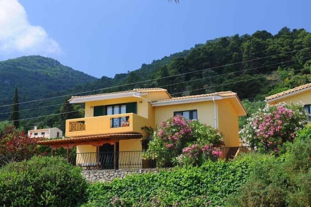 Фотографія Flisvos Villa 3*