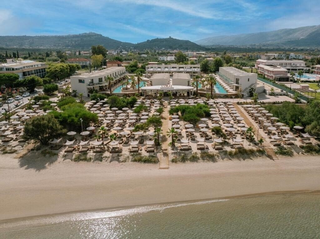 Готель Perla del Mare Resort 5*