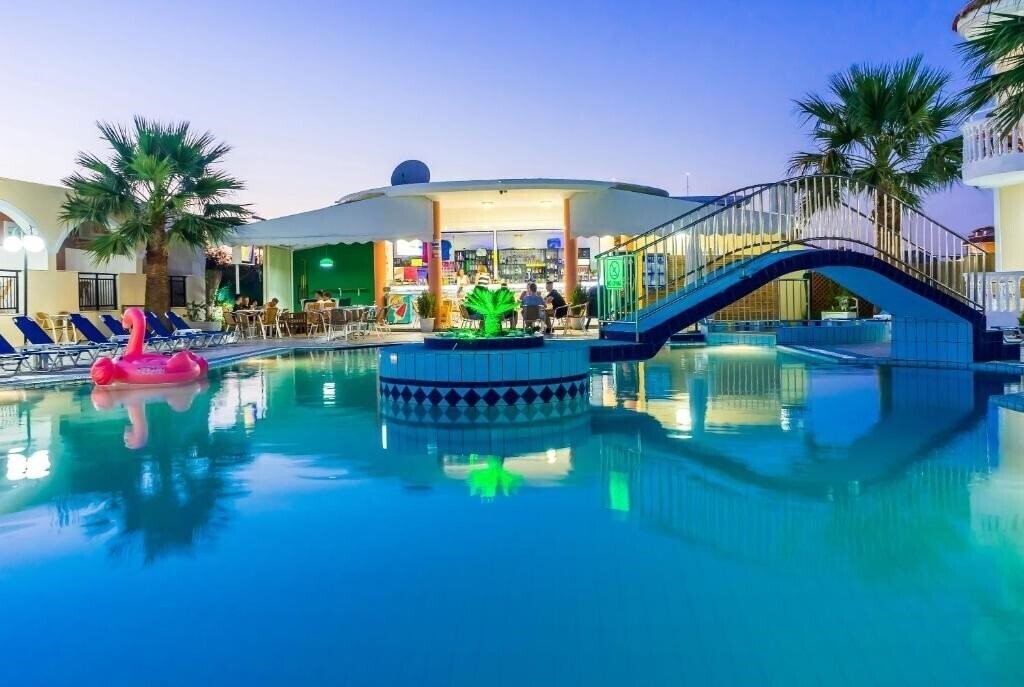 Готель Hera Zakynthos Hotel 2*