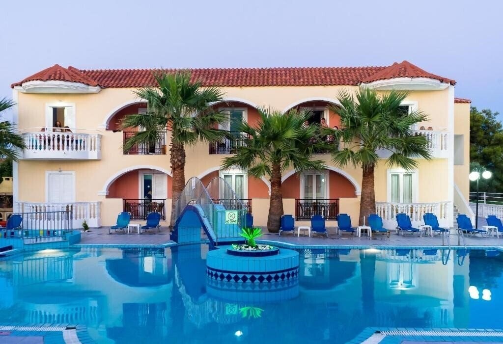 Фотографія Hera Zakynthos Hotel 2*