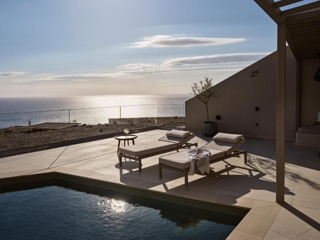 Фотография Yoma Cove Suites 4*