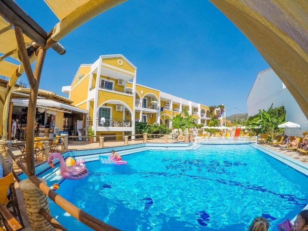 Отель Vanessa Hotel 2*