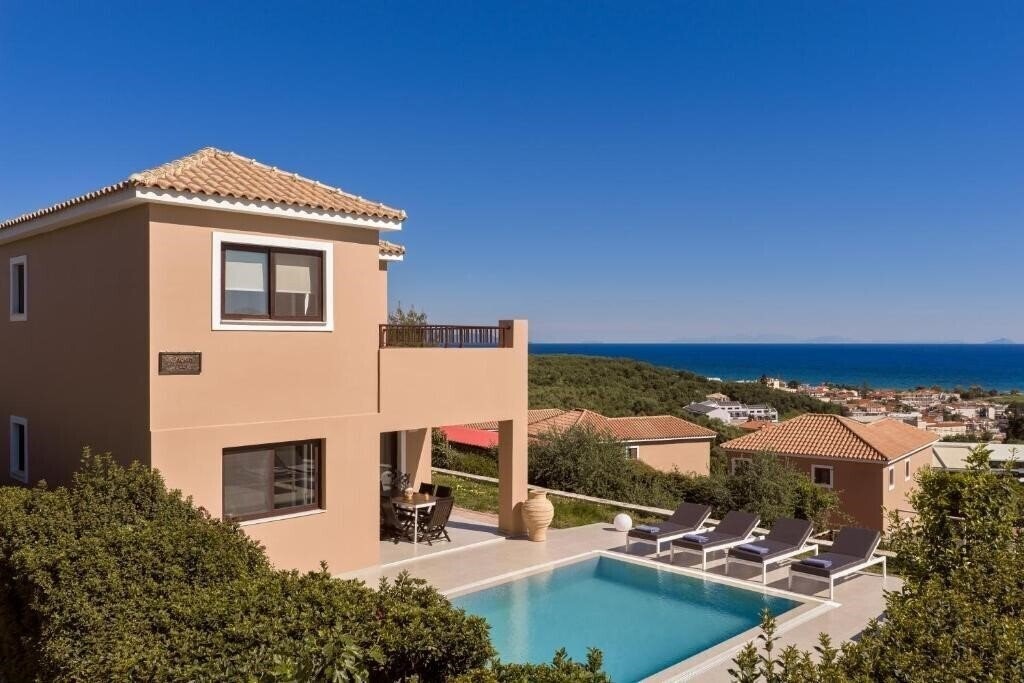 Готель St. John Villas & SPA 5*