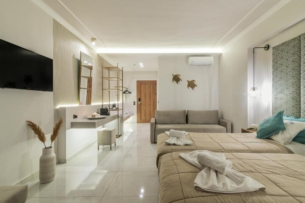 Фотография The Plaza Palace 4*