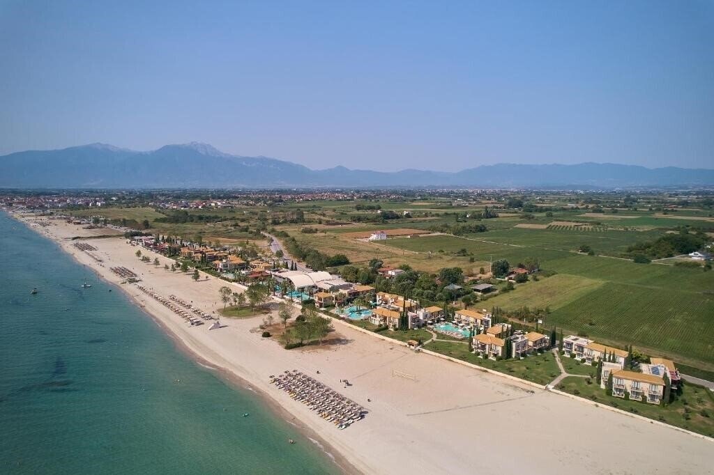 Отель Mediterranean Village Hotel & SPA 5*