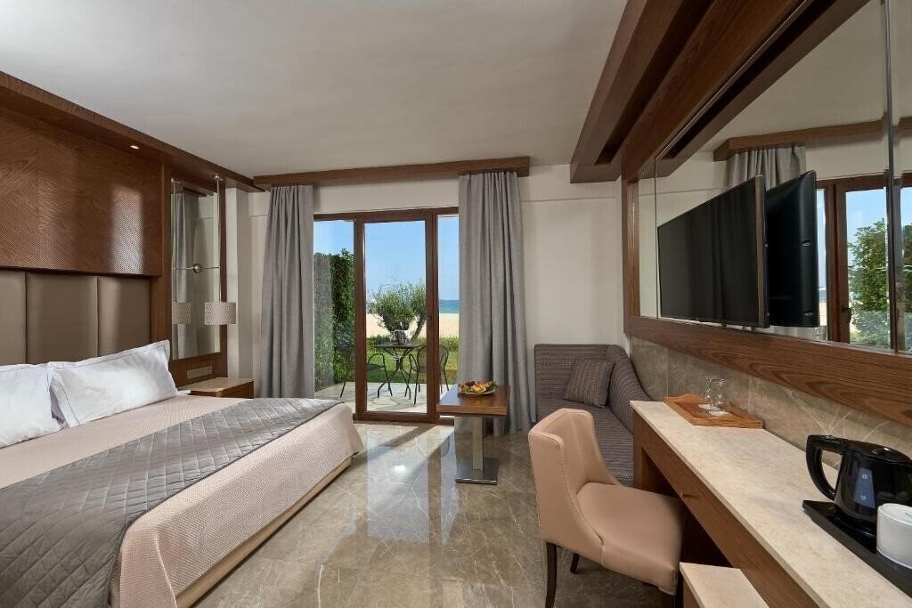 Изображение Mediterranean Village Hotel & SPA 5*