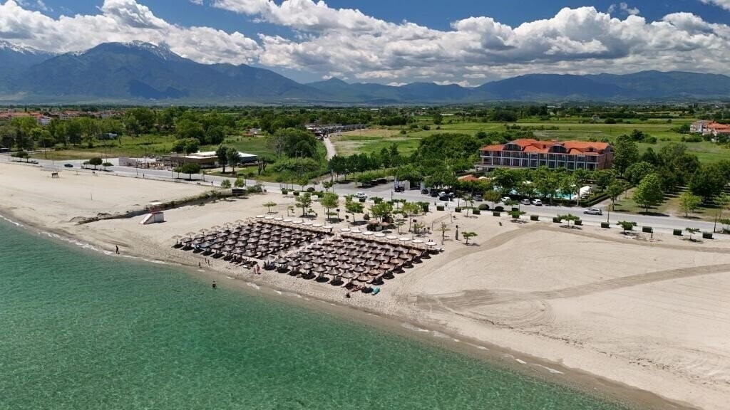 Отель Giannoulis Hotel 3*