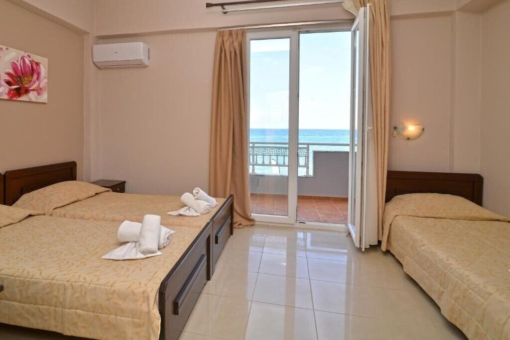 Фотография Akrothalassia Hotel 2*