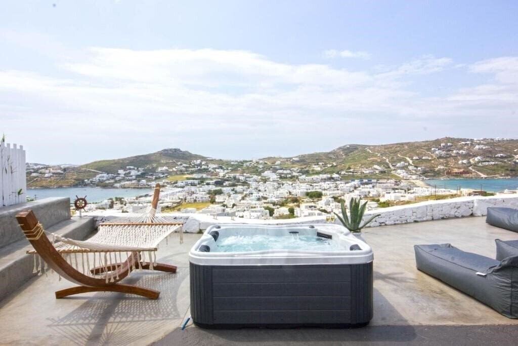Отель Anixi Lounge Suites - Adults Only 3*