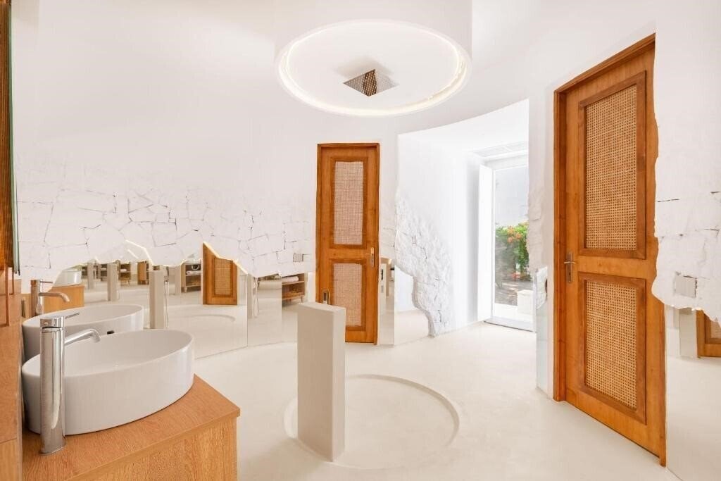 Фотография ANOME Mykonos 4*