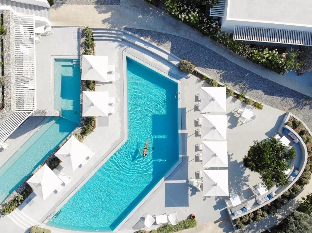 Отель Relux Ios Design Hotel 4*