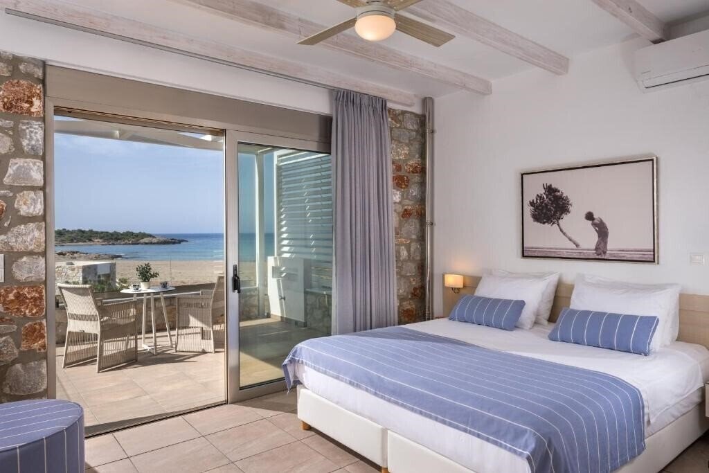 Фото Cedar Bay Villas 4*
