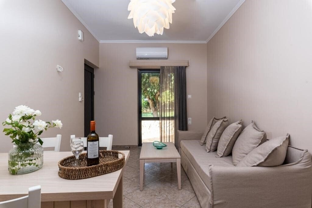 Фотографія Mear Luxury Holiday Homes - Cretan Sunny Gems 3*