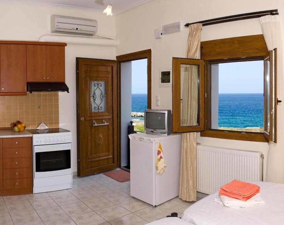 Фотография Christina Apartments 3*
