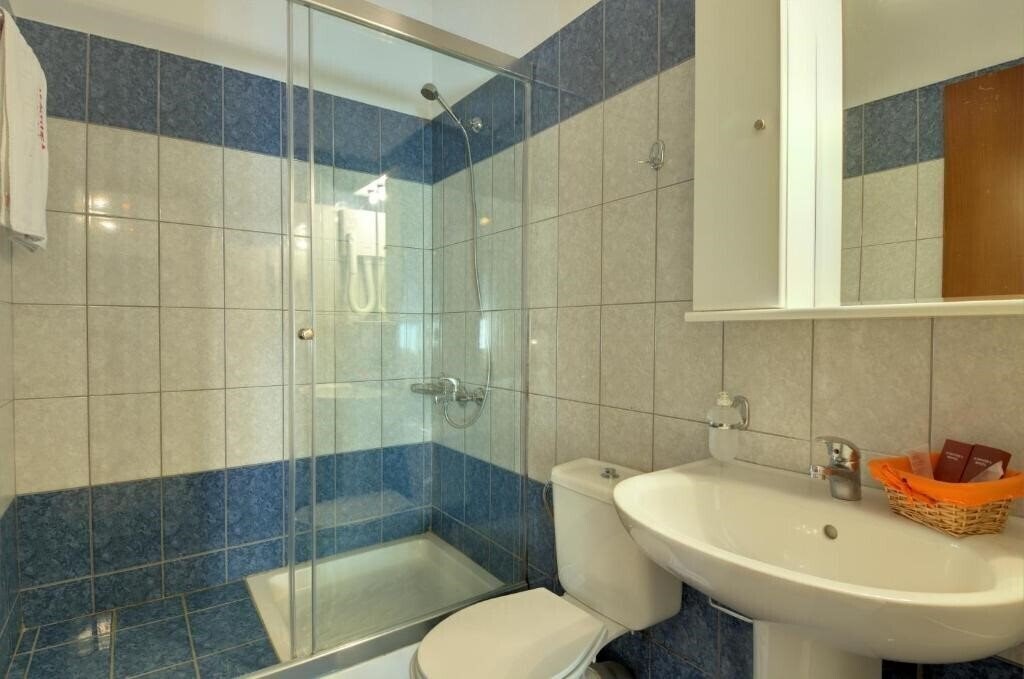 Фотография Acrothea Hotel Apartments 3*