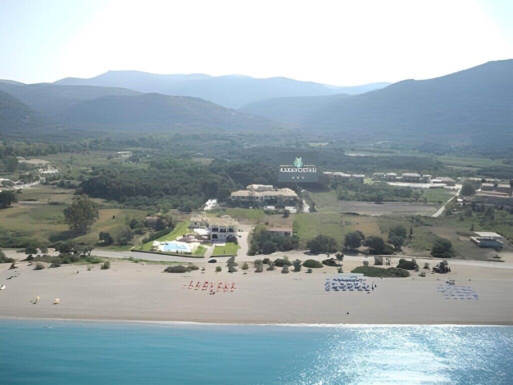 Фотографія Karavostasi Beach 3*