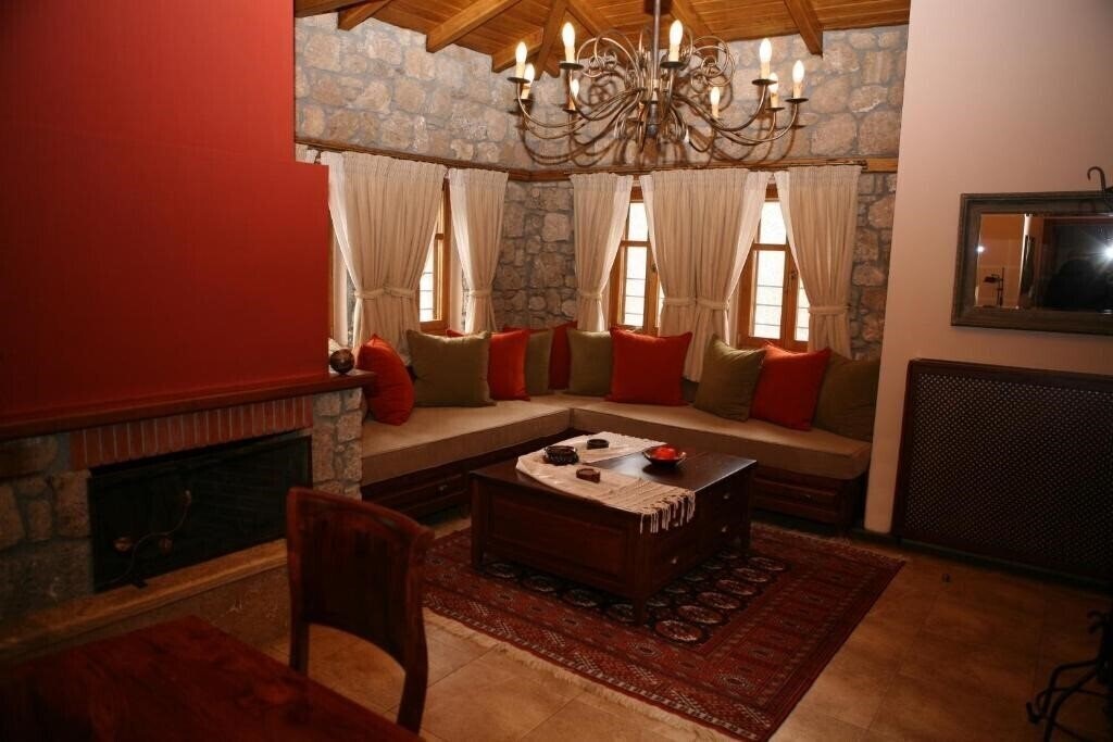 Фотографія Roes Suites 3*