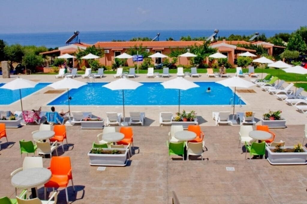 Фото Fournia Village 3*