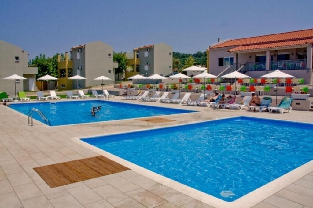 Изображение Fournia Village 3*