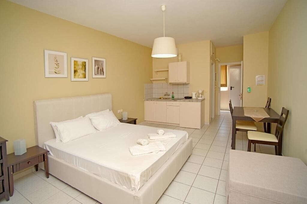 Картинка Agios Sostis Hotel Apartments 3*
