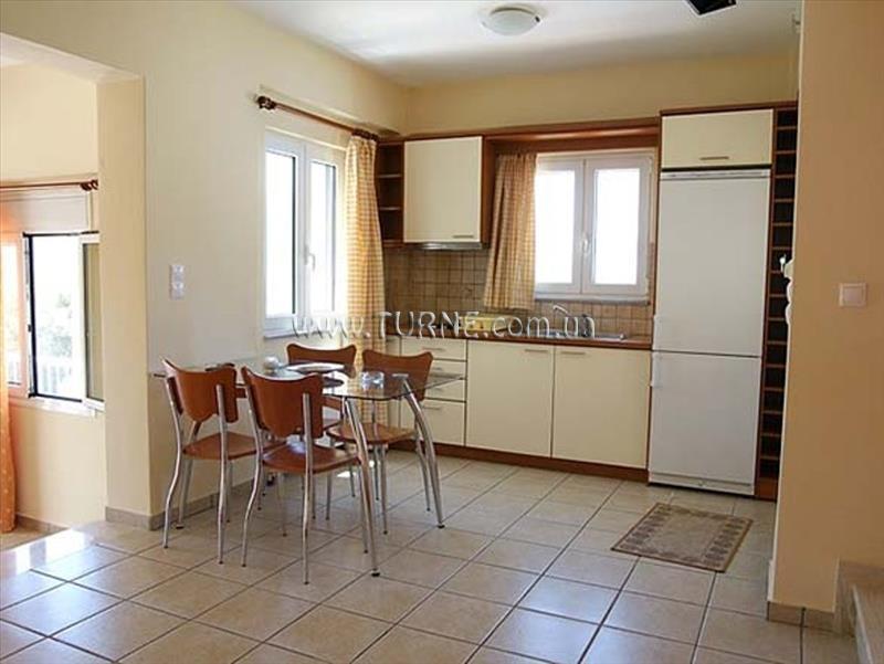 Отель Niriides Apartments 3*