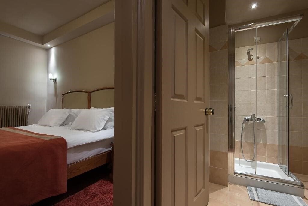 Фотографія Kentrikon Hotel 3*