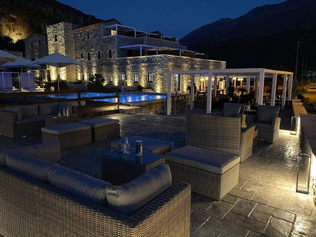 Готель Itilo Traditional Hotel 3*