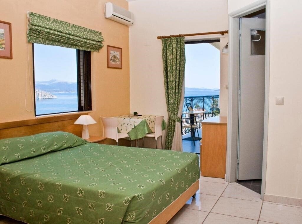 Фото Alonia Studios & Maisonettes 3*