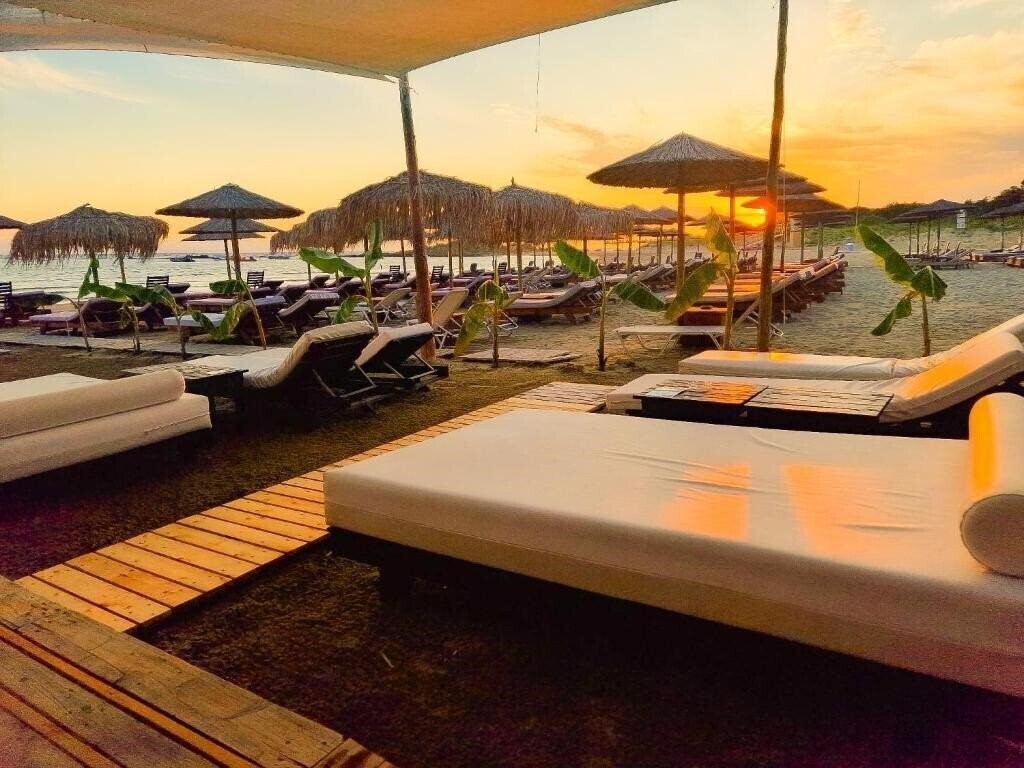 Зображення Brati II Beach Hotel 2*